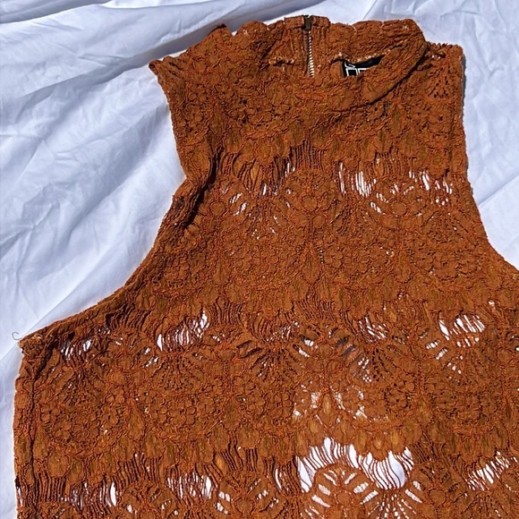 Lace Open Back Crop Top Women Size Large Sleeveless Burnt Orange Blouse - Picture 4 of 15
